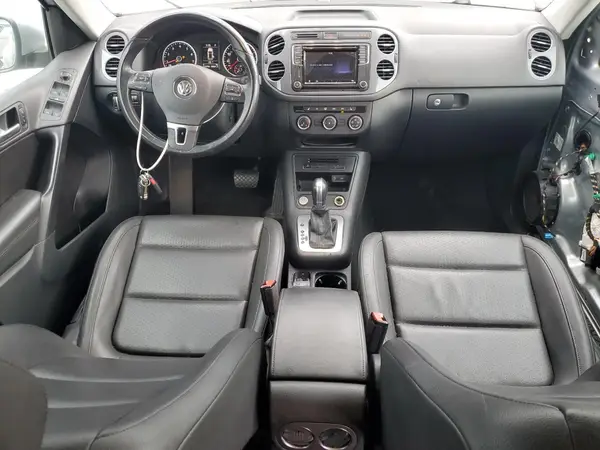 WVGAV7AX9HK002092 2017 VOLKSWAGEN TIGUAN - Image 8