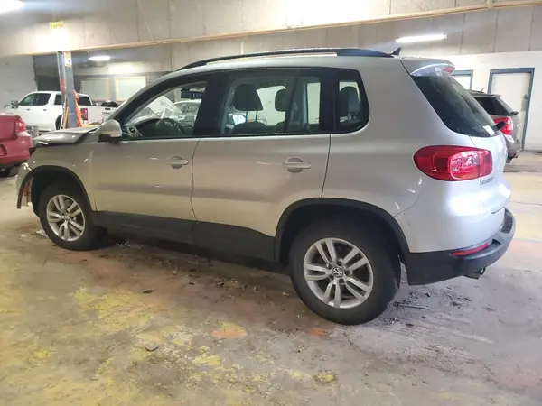WVGAV7AX9HK004280 2017 VOLKSWAGEN TIGUAN - Image 2