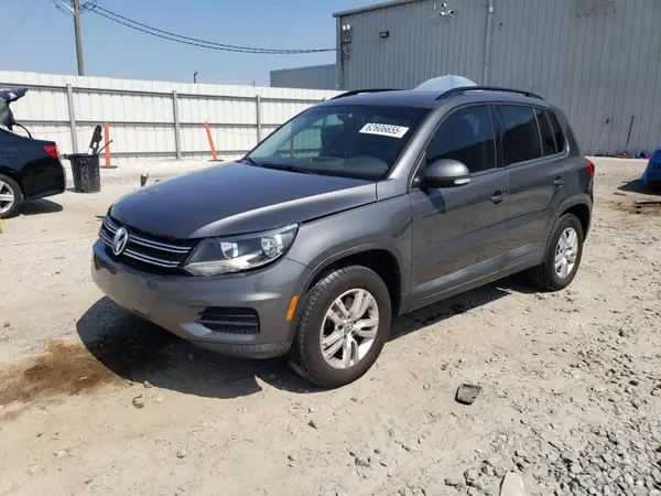 WVGAV7AX9HK018499 2017 VOLKSWAGEN TIGUAN - Image 1