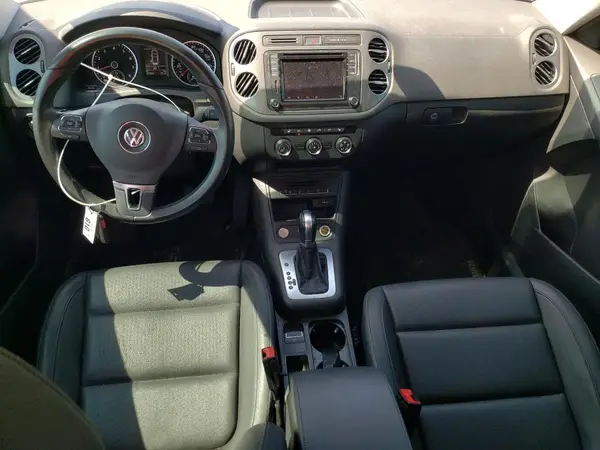 WVGAV7AX9HK018499 2017 VOLKSWAGEN TIGUAN - Image 8