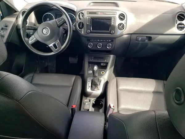 WVGAV7AX9HK029325 2017 VOLKSWAGEN TIGUAN - Image 8