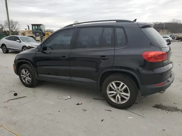 WVGAV7AX9HK037117 2017 VOLKSWAGEN TIGUAN - Image 2