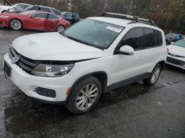 WVGAV7AX9HK042351 2017 VOLKSWAGEN TIGUAN - Image 1