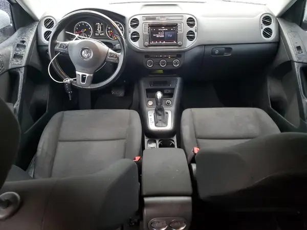 WVGAV7AX9HK042351 2017 VOLKSWAGEN TIGUAN - Image 8