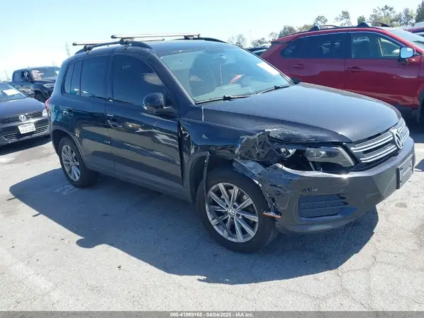 WVGAV7AX9HK043743 2017 VOLKSWAGEN TIGUAN - Image 1