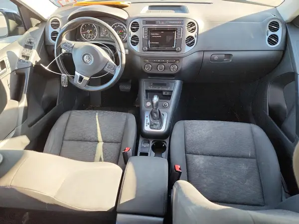 WVGAV7AX9HK045590 2017 VOLKSWAGEN TIGUAN - Image 8