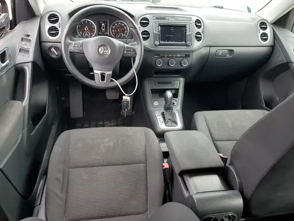 WVGAV7AX9HK048831 2017 VOLKSWAGEN TIGUAN - Image 8