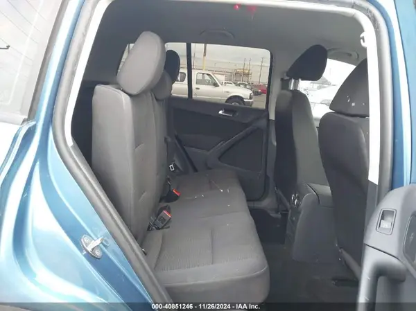 WVGAV7AX9HK050742 2017 VOLKSWAGEN TIGUAN - Image 8