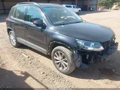 WVGAV7AX9HK051230 2017 VOLKSWAGEN TIGUAN