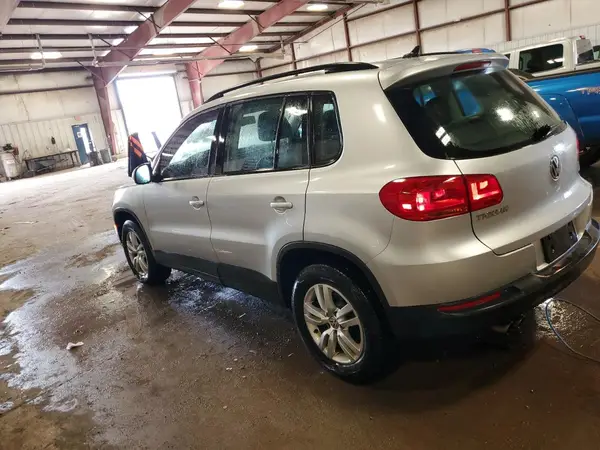 WVGAV7AX9HW501192 2017 VOLKSWAGEN TIGUAN - Image 2