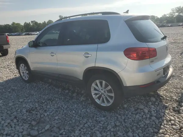 WVGAV7AX9JK001319 2018 VOLKSWAGEN TIGUAN - Image 2