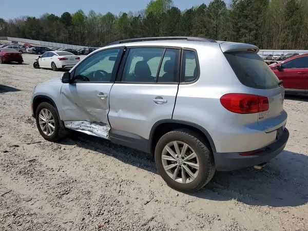 WVGAV7AX9JK001644 2018 VOLKSWAGEN TIGUAN - Image 2