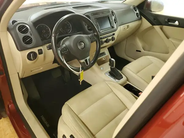 WVGAV7AXXGW044858 2016 VOLKSWAGEN TIGUAN - Image 8