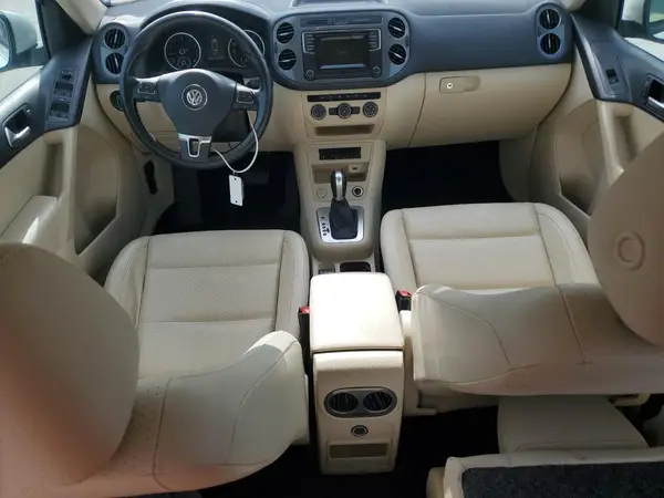 WVGAV7AXXGW525564 2016 VOLKSWAGEN TIGUAN - Image 8