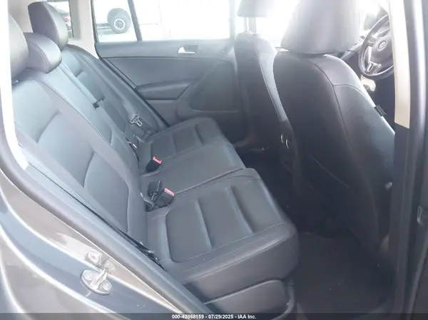 WVGAV7AXXGW529145 2016 VOLKSWAGEN TIGUAN - Image 8