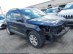 WVGAV7AXXGW537648 2016 VOLKSWAGEN TIGUAN