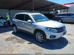 WVGAV7AXXGW537679 2016 VOLKSWAGEN TIGUAN