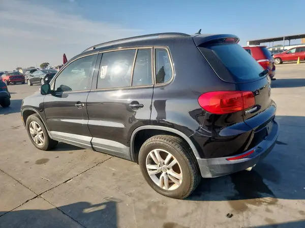 WVGAV7AXXGW553137 2016 VOLKSWAGEN TIGUAN - Image 2