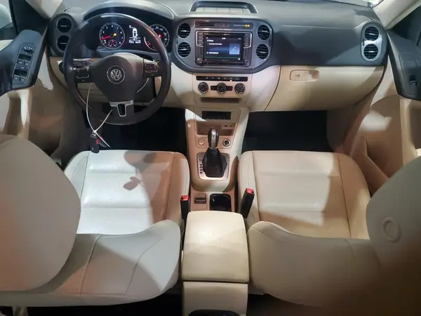 WVGAV7AXXGW557852 2016 VOLKSWAGEN TIGUAN - Image 8