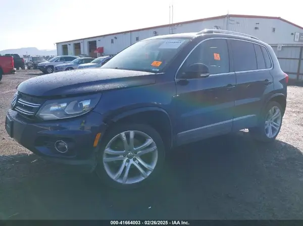 WVGAV7AXXGW561030 2016 VOLKSWAGEN TIGUAN - Image 2