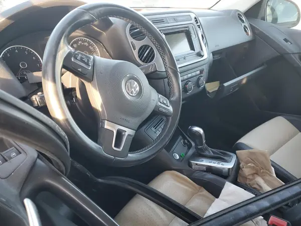 WVGAV7AXXGW584579 2016 VOLKSWAGEN TIGUAN - Image 8