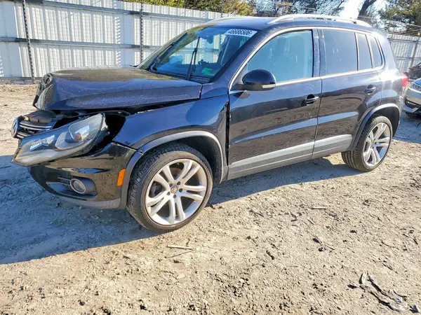 WVGAV7AXXGW587028 2016 VOLKSWAGEN TIGUAN - Image 1