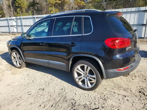 WVGAV7AXXGW587028 2016 VOLKSWAGEN TIGUAN - Image 2