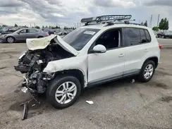 WVGAV7AXXGW596800 2016 VOLKSWAGEN TIGUAN