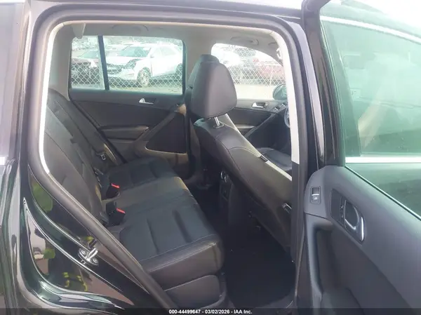 WVGAV7AXXGW597719 2016 VOLKSWAGEN TIGUAN - Image 8