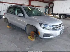 WVGAV7AXXGW604569 2016 VOLKSWAGEN TIGUAN