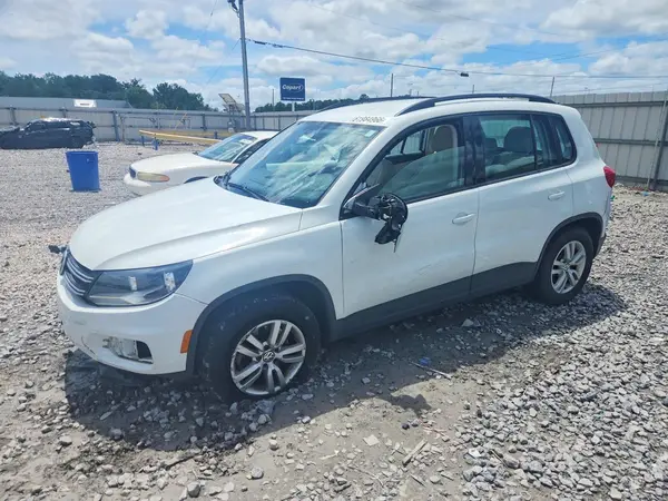 WVGAV7AXXGW604880 2016 VOLKSWAGEN TIGUAN - Image 1