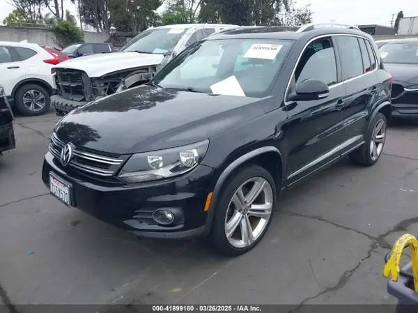 WVGAV7AXXGW610985 2016 VOLKSWAGEN TIGUAN - Image 2