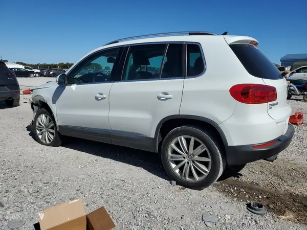 WVGAV7AXXGW614955 2016 VOLKSWAGEN TIGUAN - Image 2