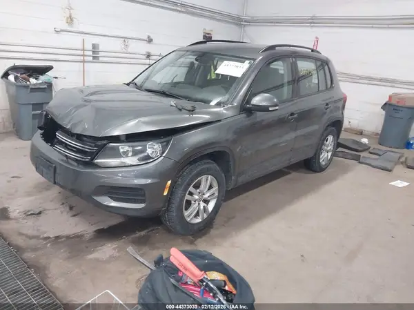WVGAV7AXXGW616284 2016 VOLKSWAGEN TIGUAN - Image 2