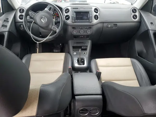WVGAV7AXXHK000044 2017 VOLKSWAGEN TIGUAN - Image 8