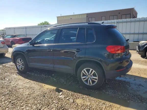 WVGAV7AXXHK001419 2017 VOLKSWAGEN TIGUAN - Image 2