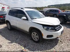 WVGAV7AXXHK008032 2017 VOLKSWAGEN TIGUAN