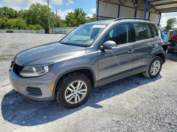 WVGAV7AXXHK024411 2017 VOLKSWAGEN TIGUAN - Image 1