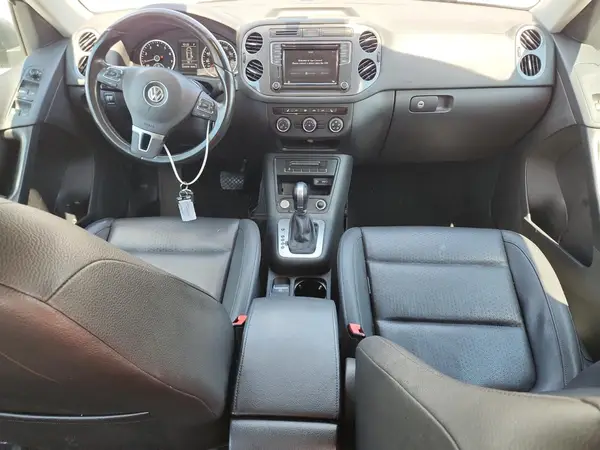 WVGAV7AXXHK024411 2017 VOLKSWAGEN TIGUAN - Image 8