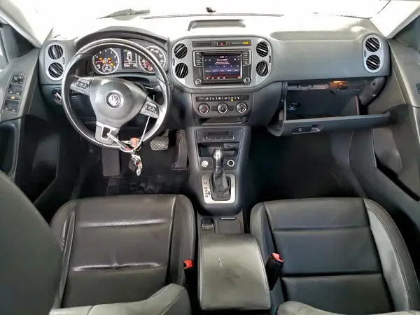 WVGAV7AXXHK027275 2017 VOLKSWAGEN TIGUAN - Image 8
