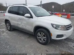 WVGAV7AXXHK028507 2017 VOLKSWAGEN TIGUAN