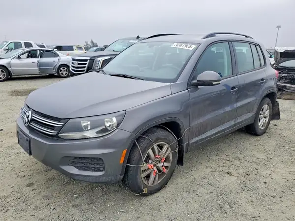 WVGAV7AXXHK032752 2017 VOLKSWAGEN TIGUAN - Image 1