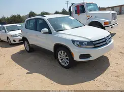 WVGAV7AXXHK042682 2017 VOLKSWAGEN TIGUAN