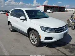 WVGAV7AXXHK044433 2017 VOLKSWAGEN TIGUAN