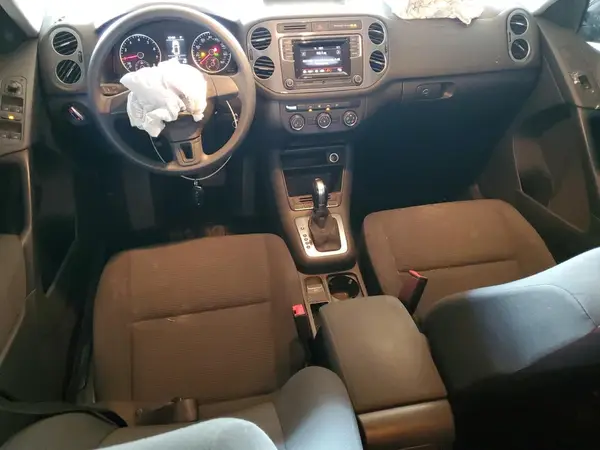 WVGAV7AXXHK044917 2017 VOLKSWAGEN TIGUAN - Image 8
