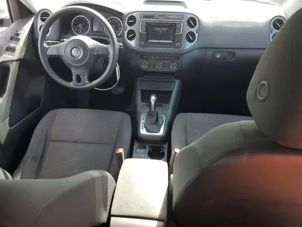 WVGAV7AXXHK046960 2017 VOLKSWAGEN TIGUAN - Image 8