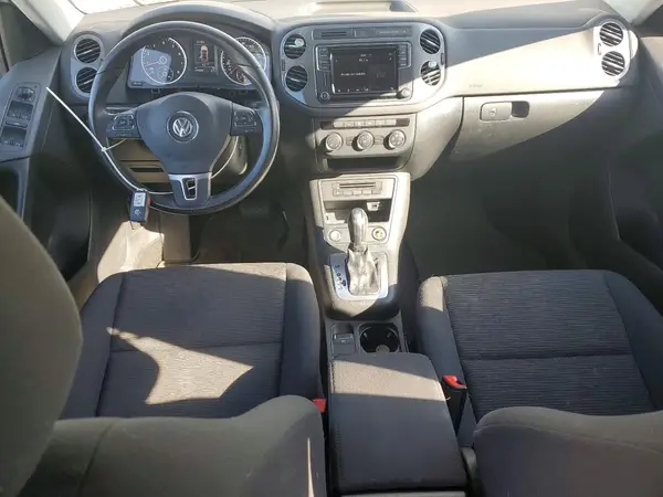 WVGAV7AXXHK049180 2017 VOLKSWAGEN TIGUAN - Image 8
