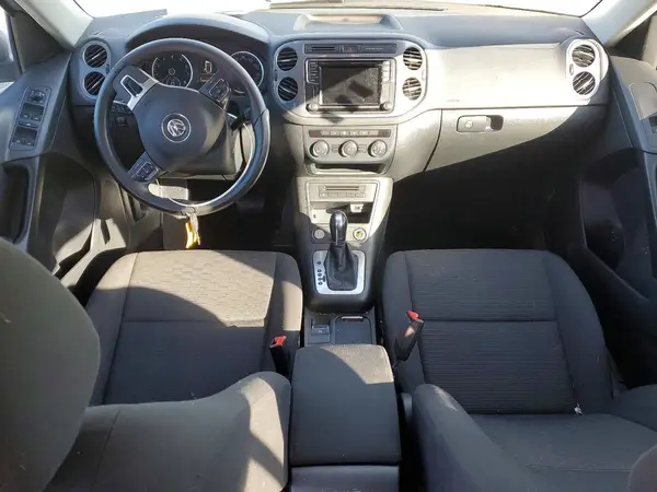 WVGAV7AXXHK051009 2017 VOLKSWAGEN TIGUAN - Image 8