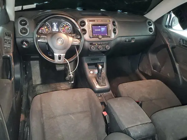 WVGAV7AXXHK054475 2017 VOLKSWAGEN TIGUAN - Image 8