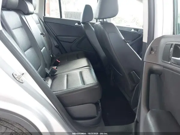 WVGAV7AXXHW503680 2017 VOLKSWAGEN TIGUAN - Image 8